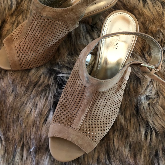 Alfani stacked heel slingback - Picture 3 of 5